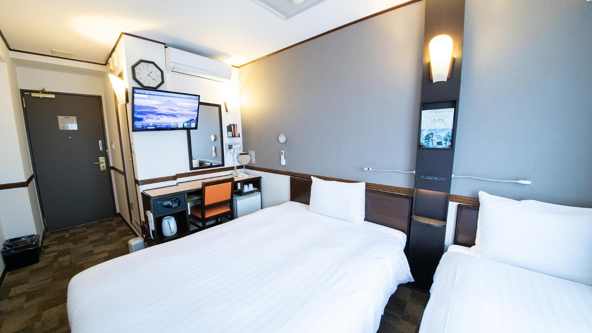 Toyoko Inn Hikone Eki Higashi Guchi Екстериор снимка